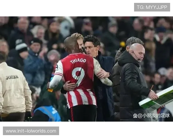 布伦特福德4-2击败埃弗顿,伊戈尔·蒂亚戈上演帽子戏法 布伦特福德4-2击败埃弗顿,伊戈尔·蒂亚戈上演帽子戏法