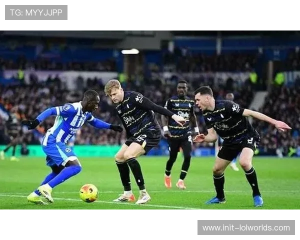 富勒姆1-2不敌埃弗顿，主场失利积分停滞不前